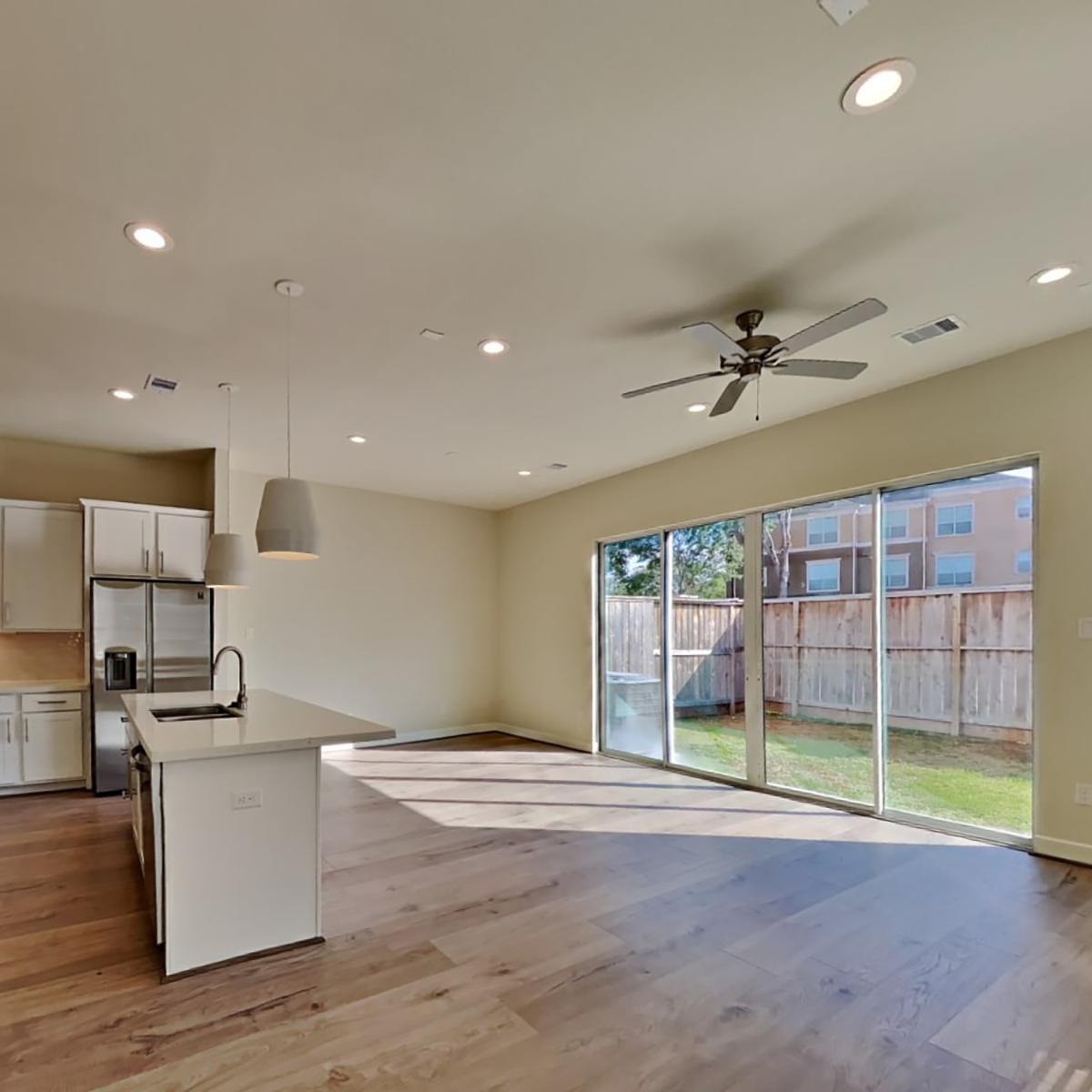 Fountain Park - Image Carousel - Living Room2