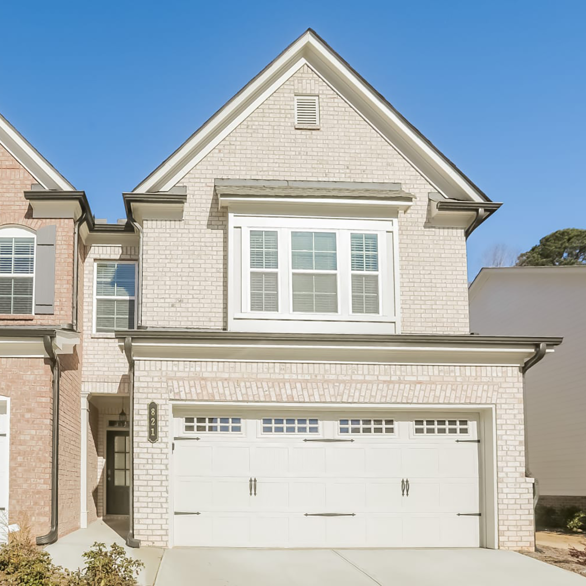 Grove at Rosebud - Image Carousel - FOH4