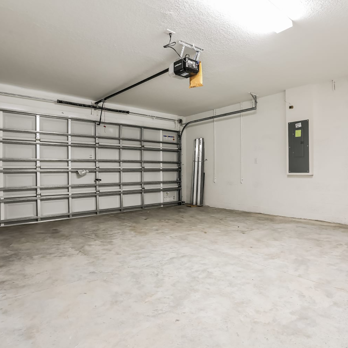 Attached-2 car garage